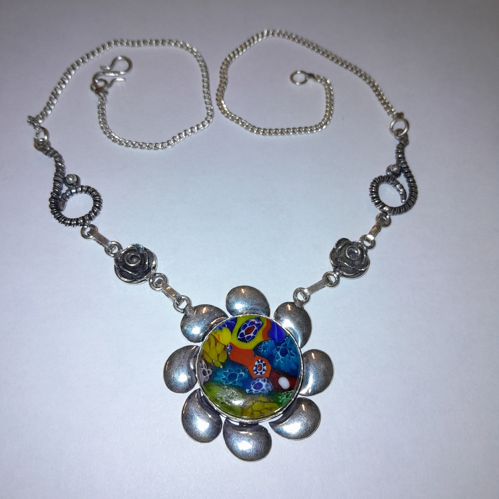 Colorful Floral Pendant Necklace